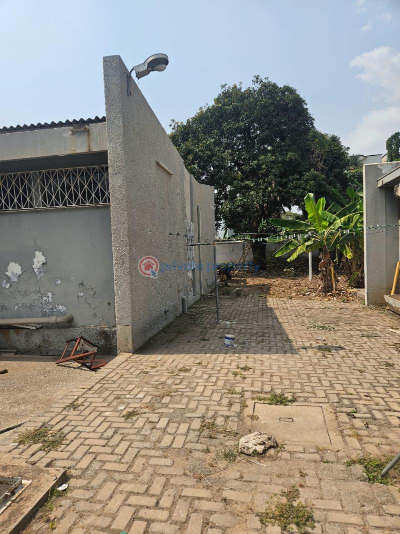 Commercial Land For Sale North Ridge Accra - 1