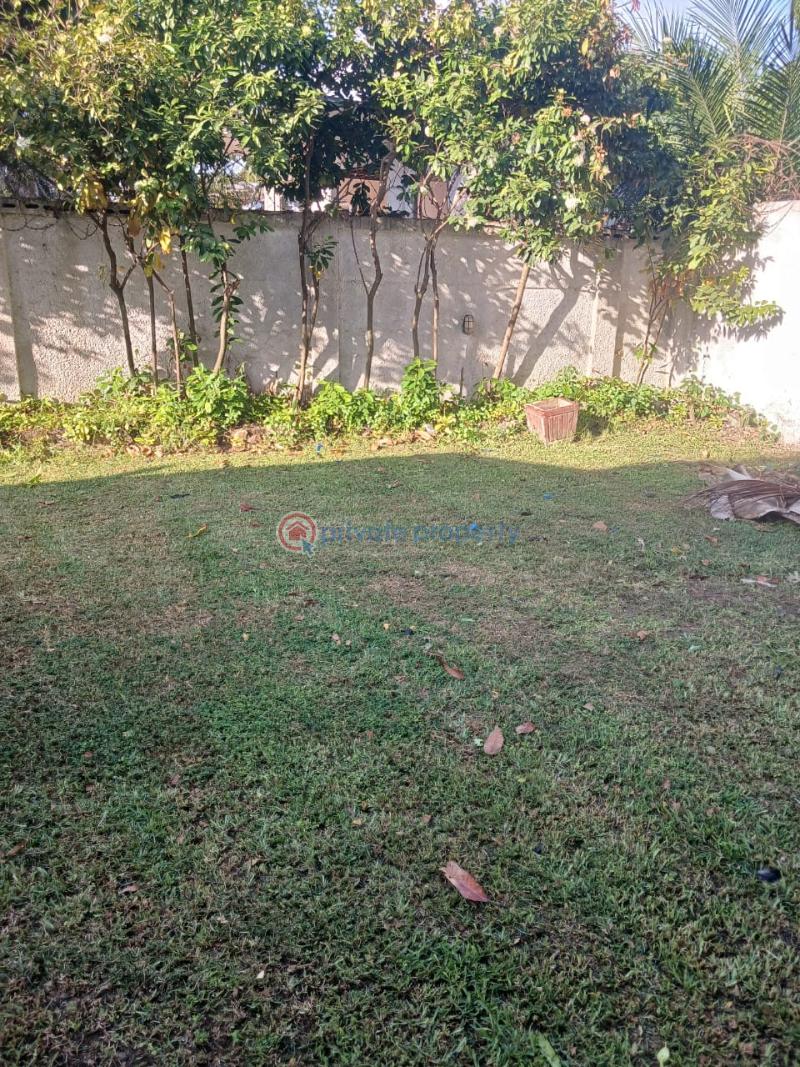 5 bedroom Land For Sale Labone La Dade Kotopon Municipal Accra - 2