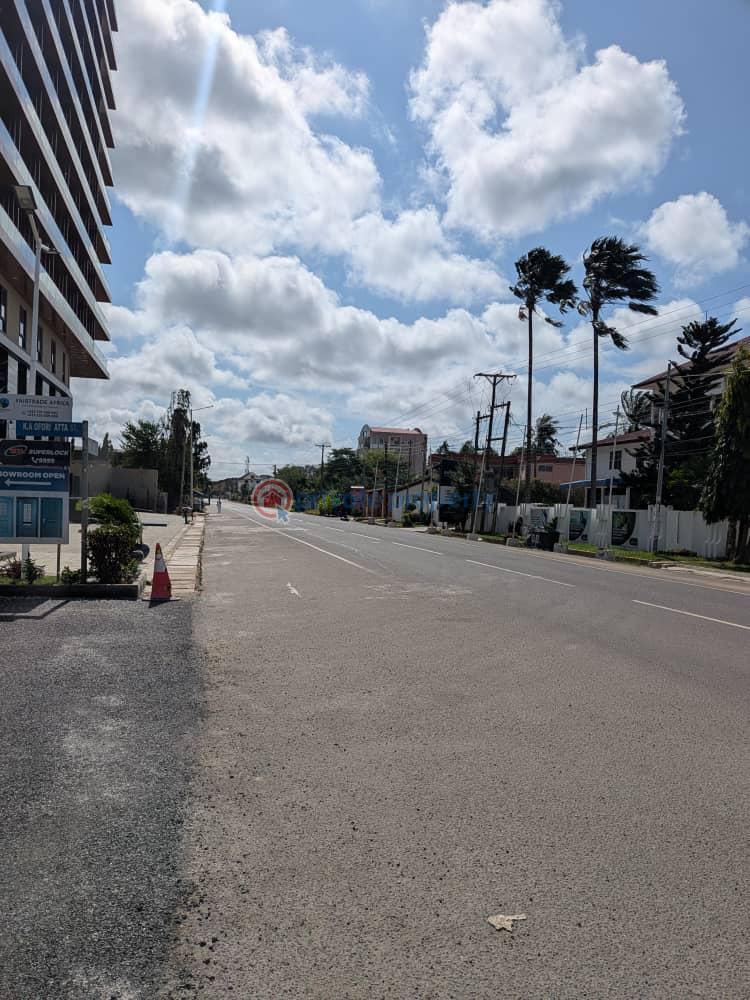 1 bedroom Apartment For Sale Airport Residential Area Accra - 3