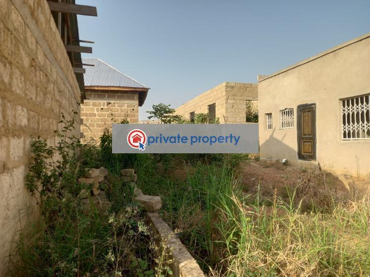 1 bedroom House For Sale &nbsp;adesina After Antoa Shs. Kwabre Ashanti - 3