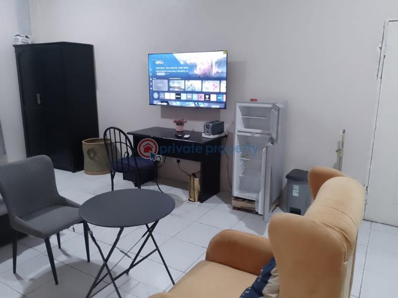 1 bedroom Apartment For Rent The Browns Realtor ,osu Oxford Street Osu Road Accra - 28