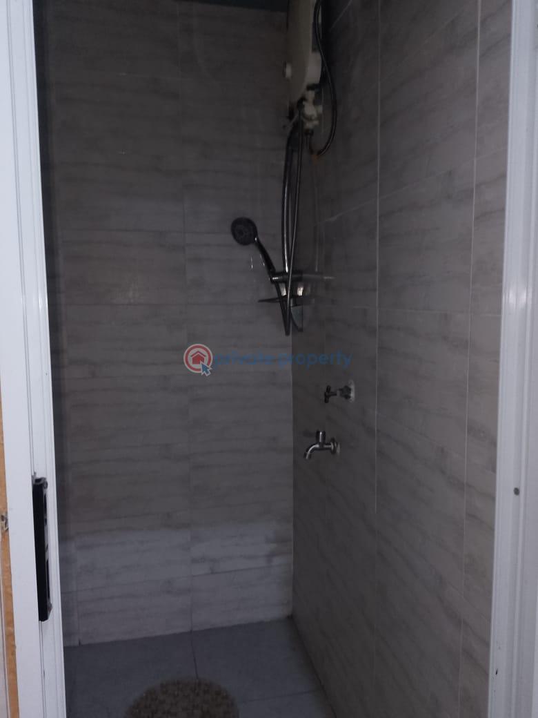 1 bedroom Apartment For Rent The Browns Realtor ,osu Oxford Street Osu Road Accra - 16