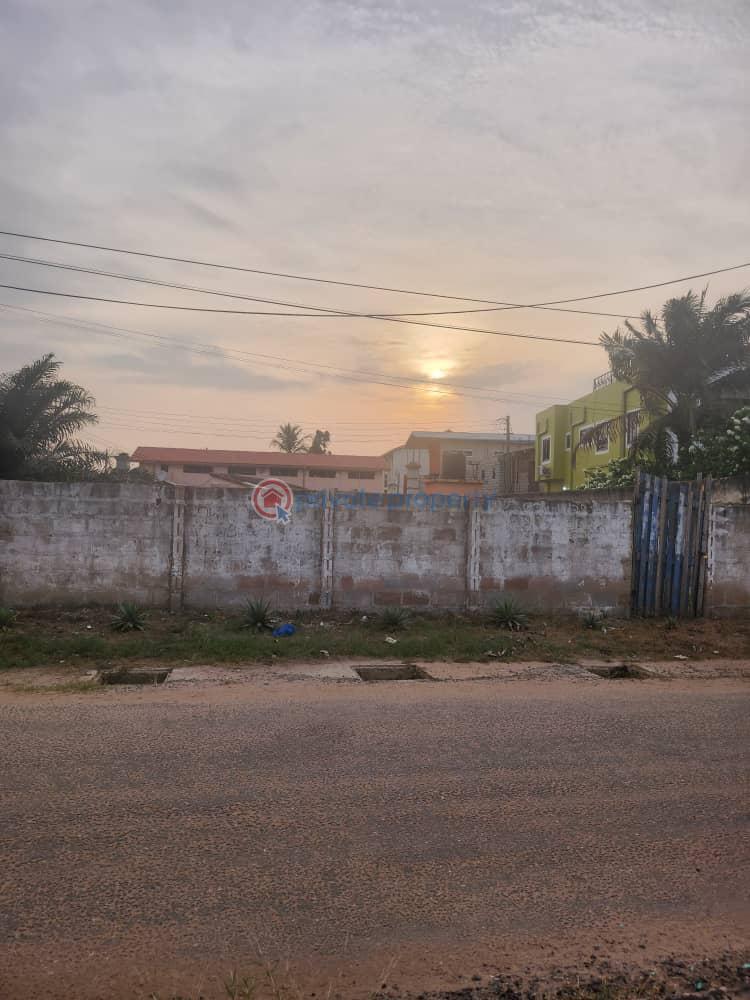 Land For Sale Nyaniba Estates Osu Road Accra - 1