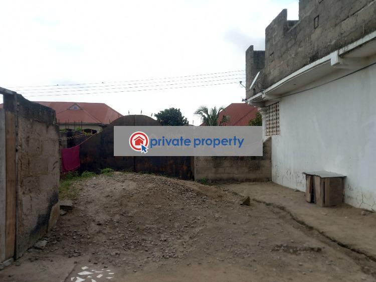 10 bedroom House For Sale &nbsp;fawoade on Tafo Pankrono Road. Kumasi Metropolitan Ashanti - 8