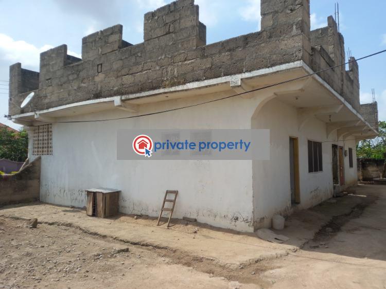10 bedroom House For Sale &nbsp;fawoade on Tafo Pankrono Road. Kumasi Metropolitan Ashanti - 4