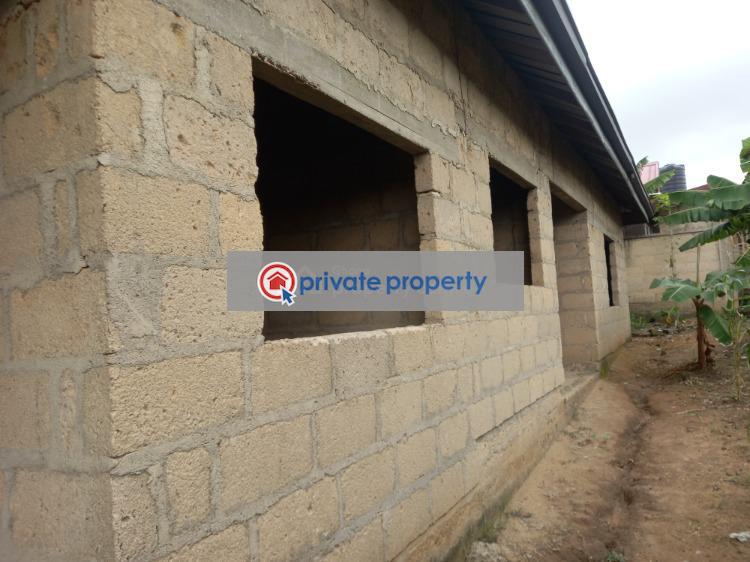 10 bedroom House For Sale &nbsp;asenua After Anwiaa Meduma. Kumasi Metropolitan Ashanti - 8
