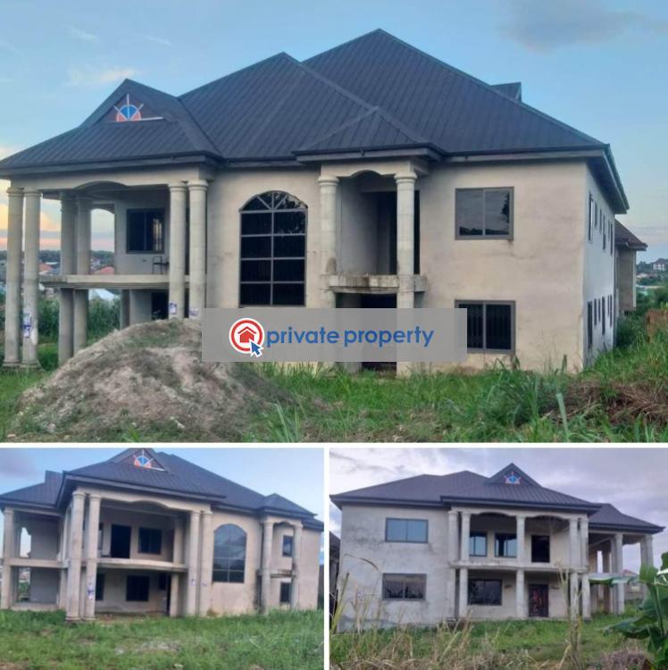 10 bedroom House For Sale &nbsp;brofoyedru Afratia on Santasi Road. Kumasi Metropolitan Ashanti - 2