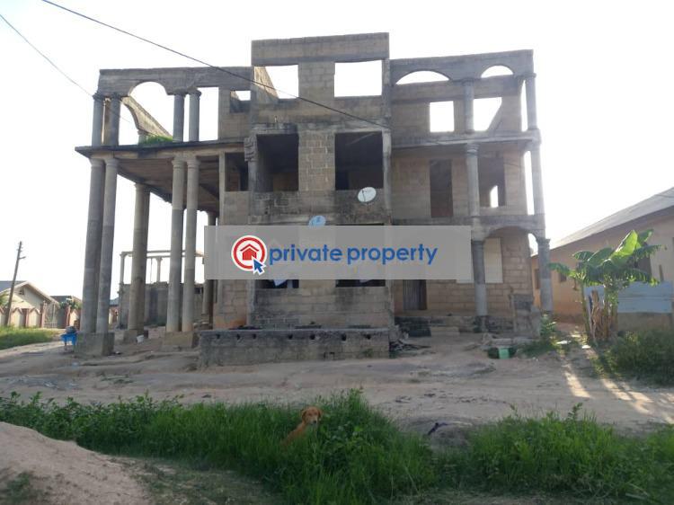10 bedroom House For Sale &nbsp;kenyasi Adwumam. Kumasi Metropolitan Ashanti - 1