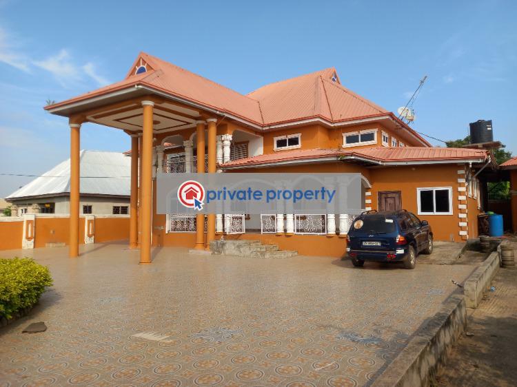 10 bedroom House For Sale &nbsp;apromoase On Tech Ejisu Road. Kumasi Metropolitan Ashanti - 1