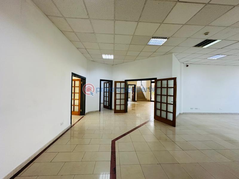 10 bedroom Office Space For Rent Odotei Tsui St. Dzorwulu Accra - 9