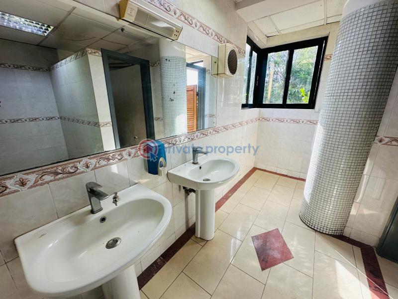 10 bedroom Office Space For Rent Odotei Tsui St. Dzorwulu Accra - 12