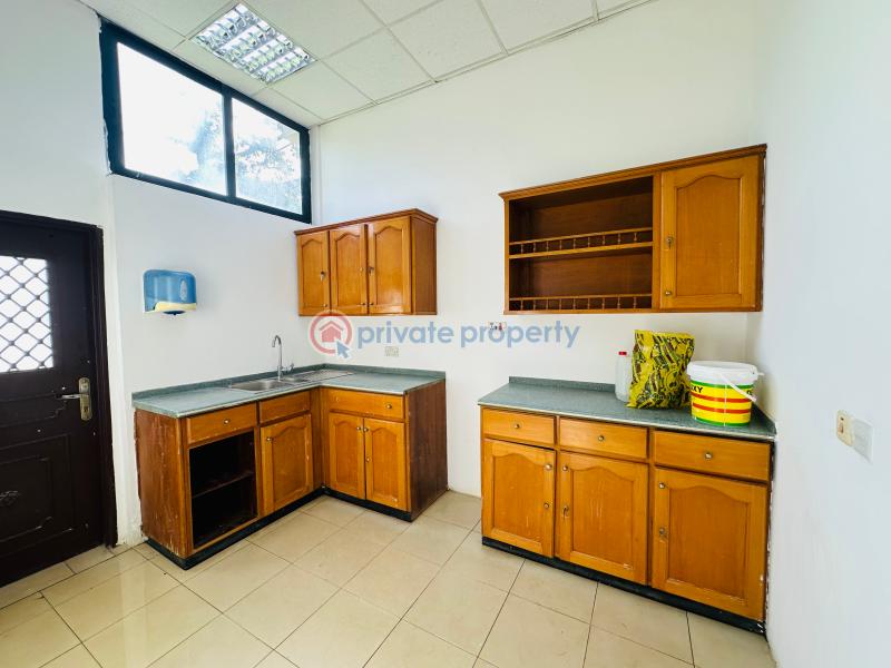 10 bedroom Office Space For Rent Odotei Tsui St. Dzorwulu Accra - 11