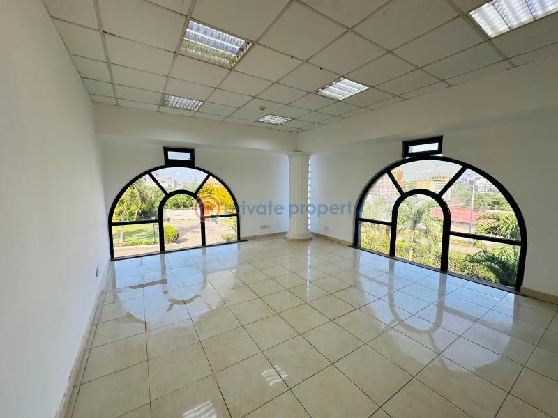 10 bedroom Office Space For Rent Odotei Tsui St. Dzorwulu Accra - 23