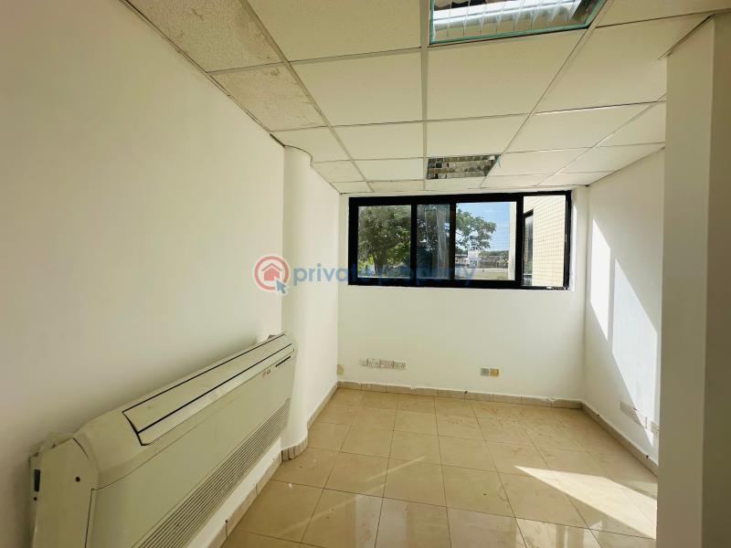 10 bedroom Office Space For Rent Odotei Tsui St. Dzorwulu Accra - 13