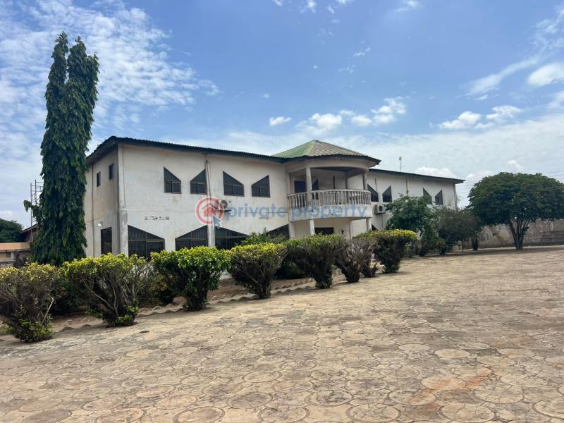 3 bedroom Warehouse For Rent Tema Accra - 1