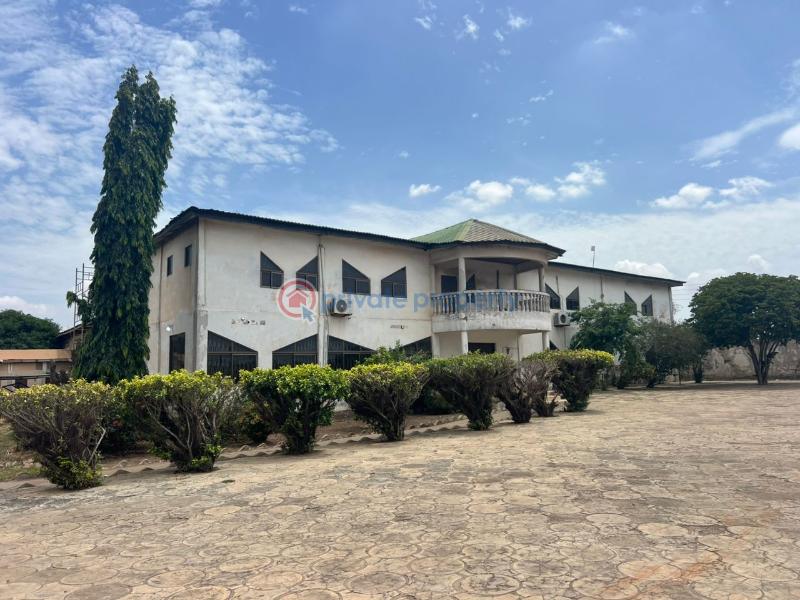 3 bedroom Warehouse For Rent Tema Accra - 0