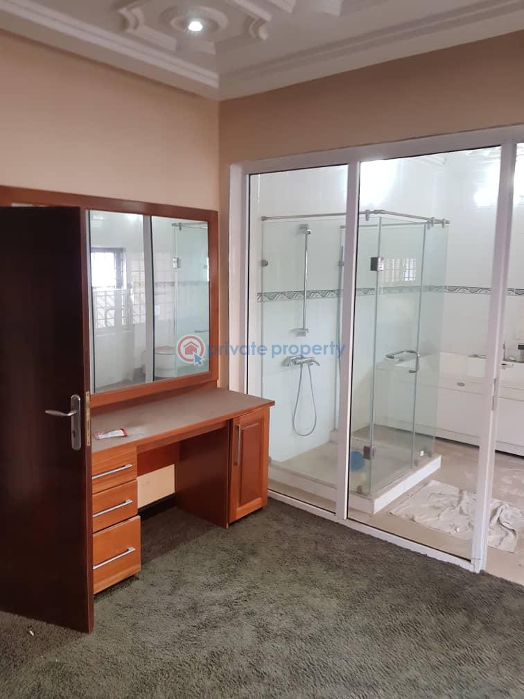 10 bedroom House For Sale Dzorwulu Accra - 8