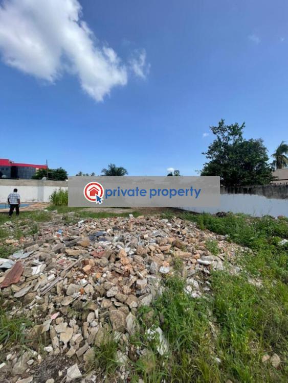 10 bedroom House For Sale &nbsp;210 Osu Badu Street Accra Metropolitan  - 1