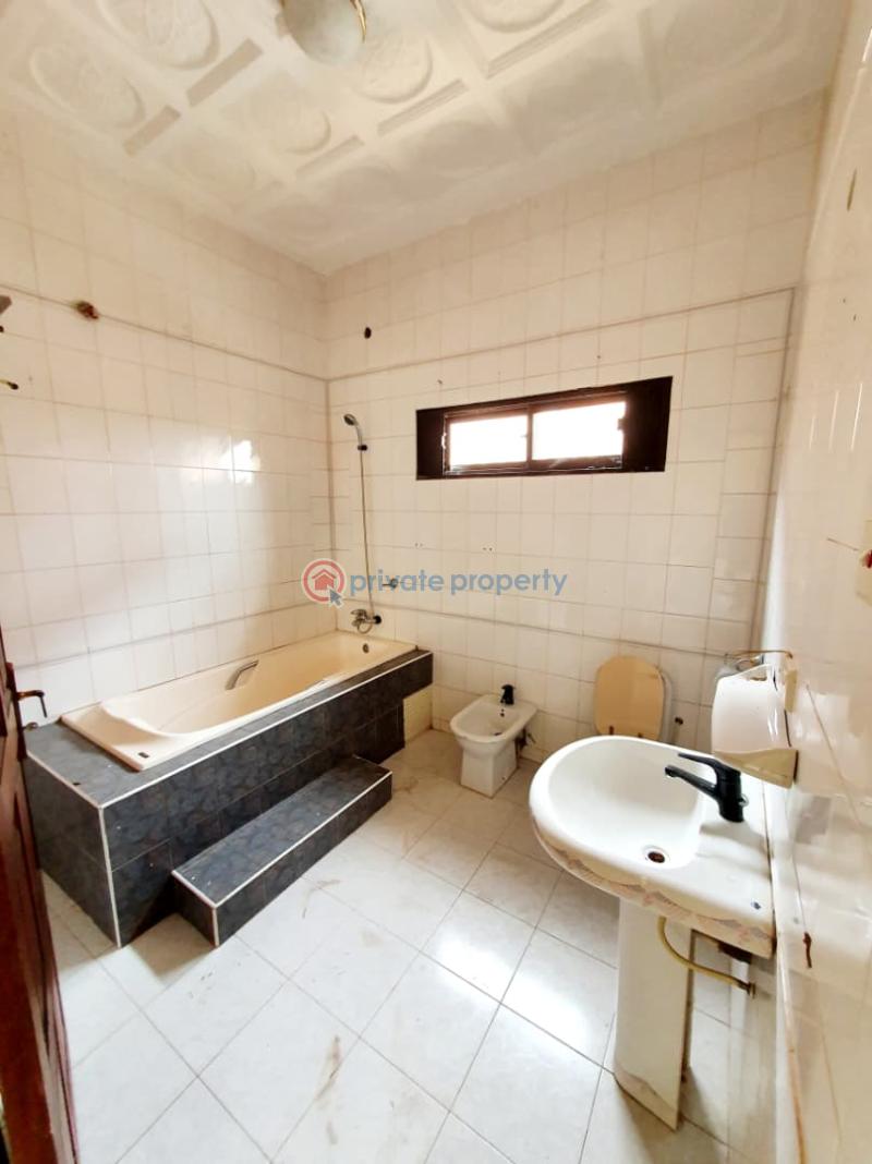 10 bedroom Commercial Property For Rent Haasto Total Haatso Ga East Municipal Accra - 4