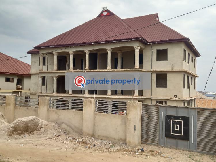 12 bedroom House For Sale &nbsp;kenyasi Abrem Kumasi Metropolitan Ashanti - 0