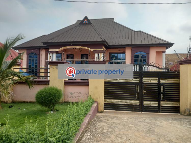 House For Sale &nbsp;kronum Near Suame. Kumasi Metropolitan Ashanti - 0
