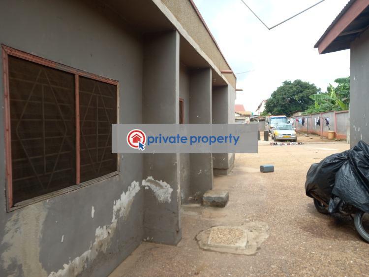 12 bedroom House For Sale &nbsp;tafo Ahenbrono, Near Suame, Markro Etc. Kumasi Metropolitan Ashanti - 5