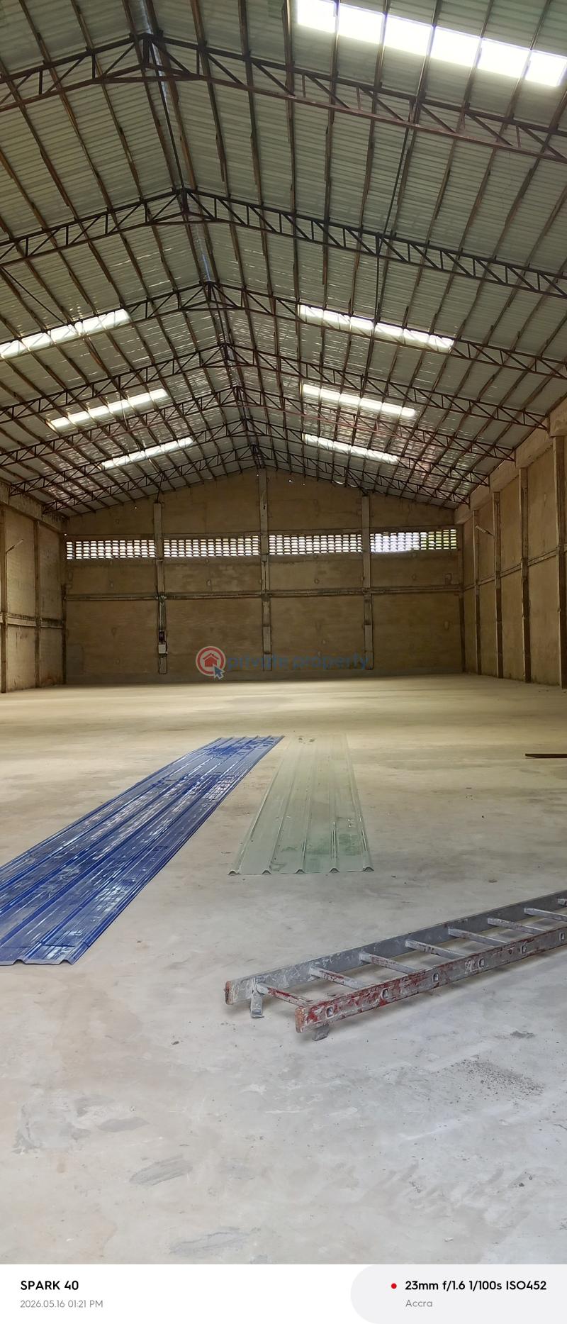 Warehouse For Rent Spintex Near Police Station. Spintex Road Accra - 1
