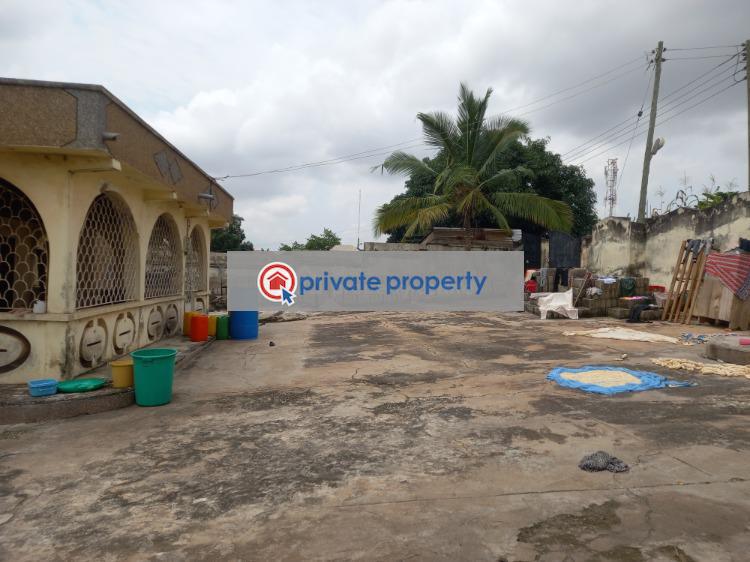 13 bedroom House For Sale &nbsp;breman Kwantwima. Kumasi Metropolitan Ashanti - 7