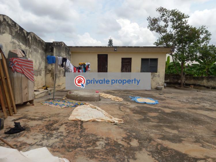 13 bedroom House For Sale &nbsp;breman Kwantwima. Kumasi Metropolitan Ashanti - 6