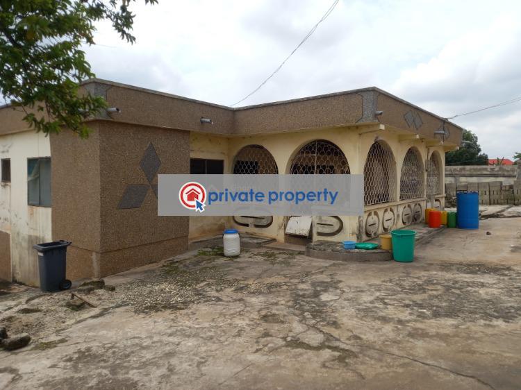 13 bedroom House For Sale &nbsp;breman Kwantwima. Kumasi Metropolitan Ashanti - 2