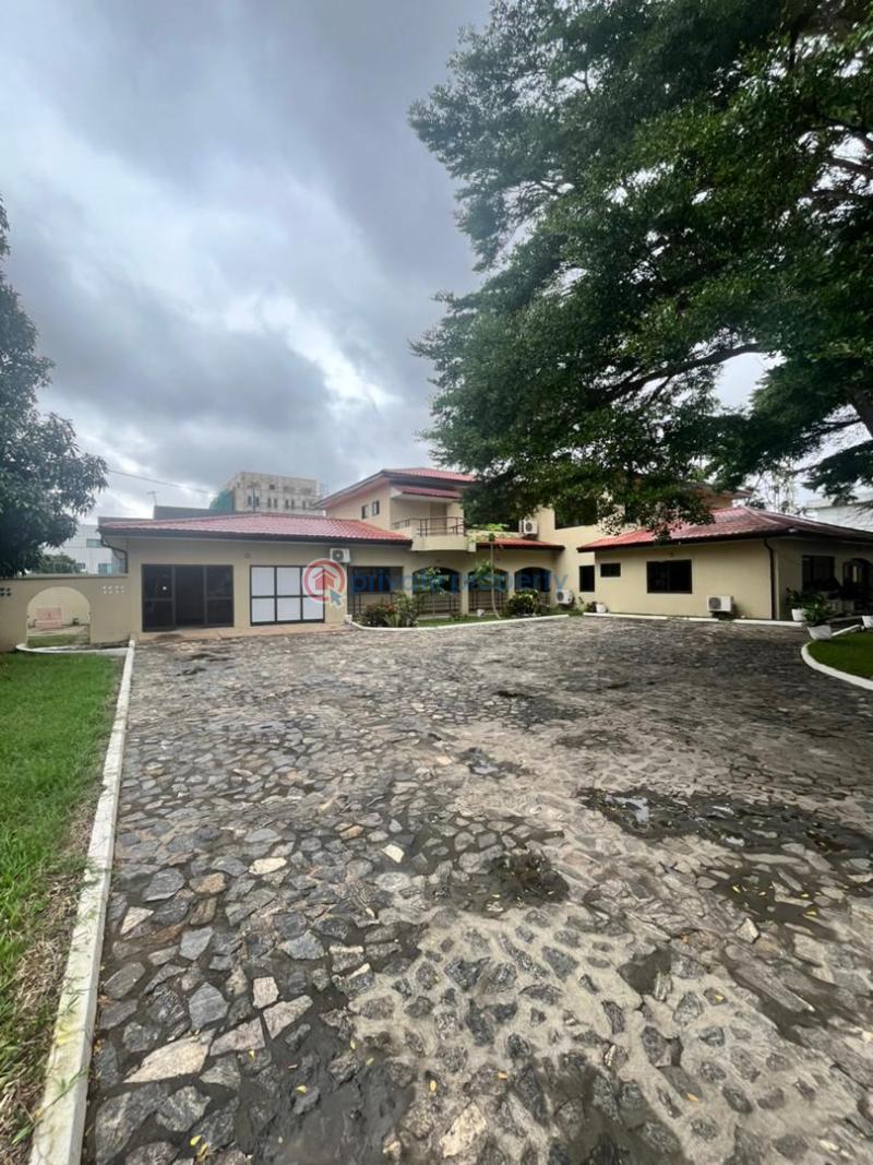 10 bedroom Office Space For Rent Lagos Avenue East Legon Accra - 12
