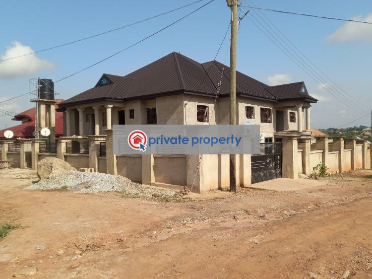 15 bedroom House For Sale  esereso Near Atonsu. Kumasi Metropolitan Ashanti - 0