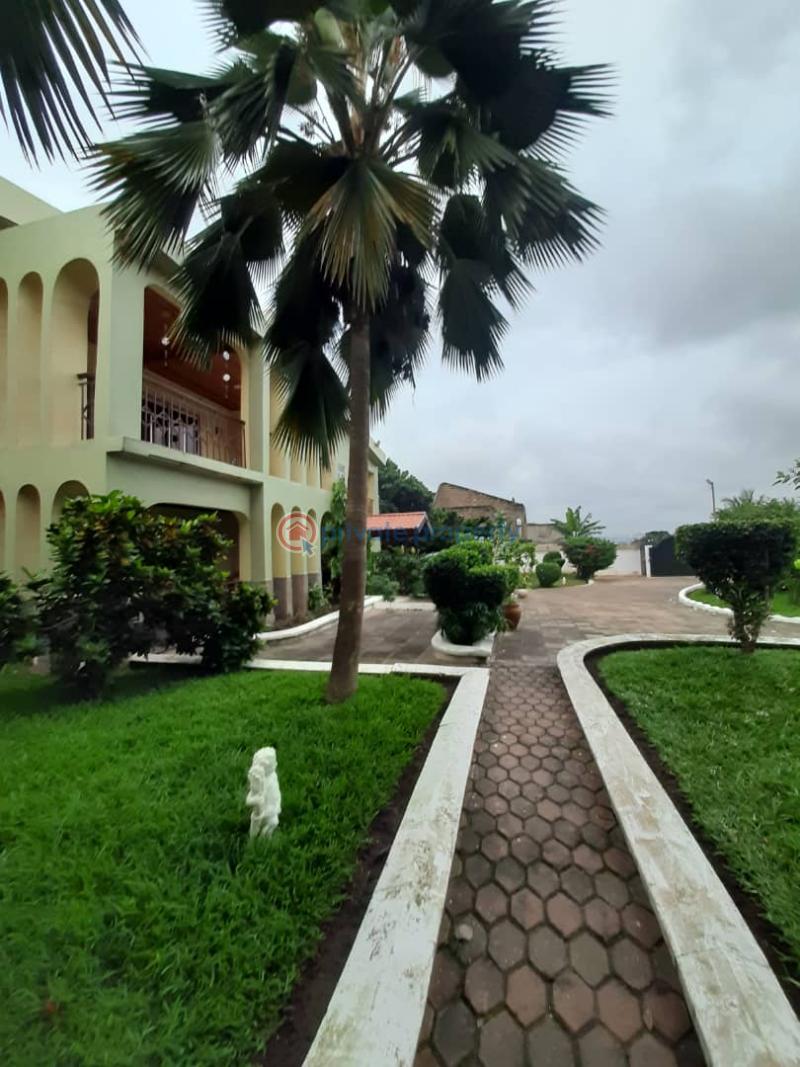 10 bedroom Apartment For Sale Seven Days Area Ofankor Accra - 6