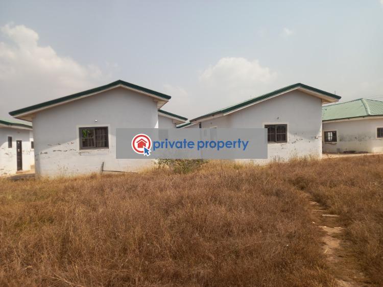 House For Sale &nbsp;konkori On Ahodwo Sokoban Road. Kumasi Metropolitan Ashanti - 5