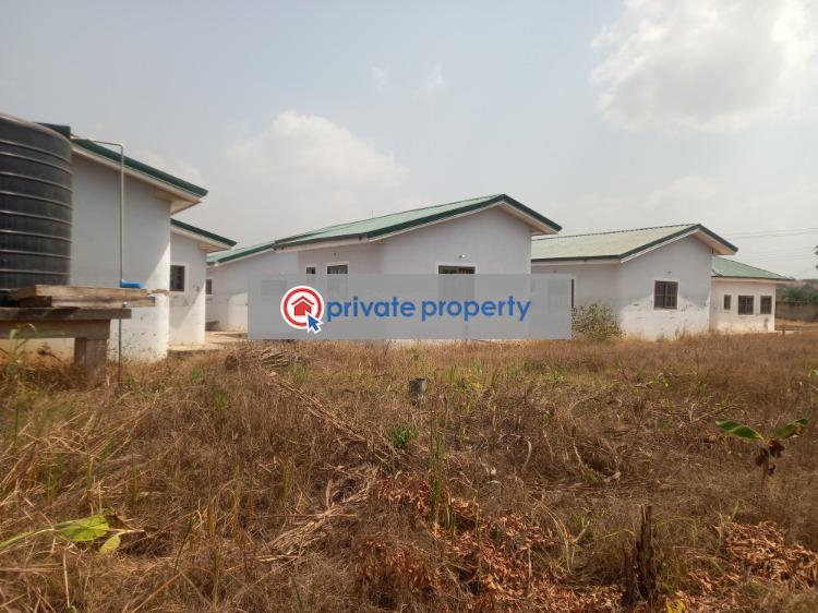 House For Sale &nbsp;konkori On Ahodwo Sokoban Road. Kumasi Metropolitan Ashanti - 1
