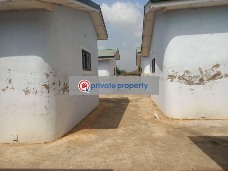 House For Sale &nbsp;konkori On Ahodwo Sokoban Road. Kumasi Metropolitan Ashanti - 2