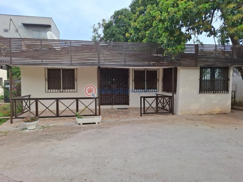 2 bedroom House For Rent Abelemkpe Accra - 17