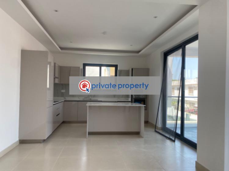 2 bedroom Apartment For Sale North Labone Accra - 11