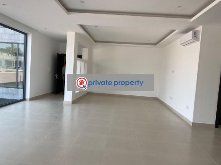 2 bedroom Apartment For Sale North Labone Accra - 9