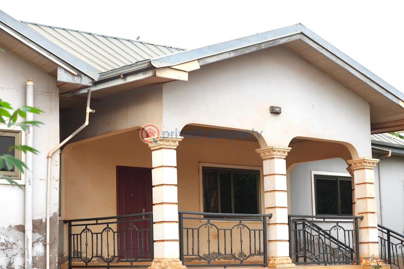 2 bedroom House For Sale Oyibi Seduase oyibi. Accra - 6