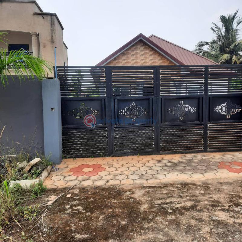 2 bedroom House For Sale Oyibi Accra - 1
