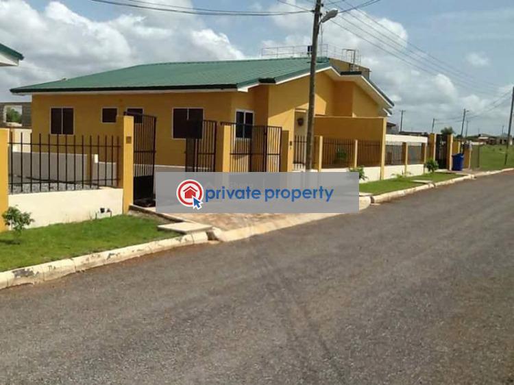 2 bedroom Semi detached Bungalow For Sale &nbsp;amrahia Adenta Municipal Accra - 5