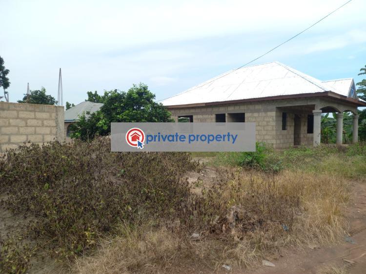 2 bedroom House For Sale &nbsp;abira On Kenyasi Bonwire Road. Kwabre Ashanti - 1