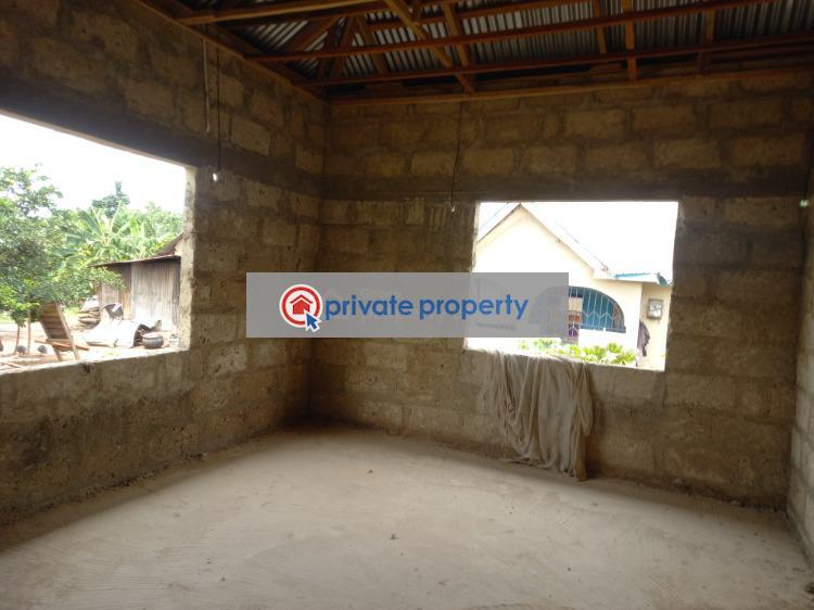 2 bedroom House For Sale &nbsp;abira On Kenyasi Bonwire Road. Kwabre Ashanti - 8