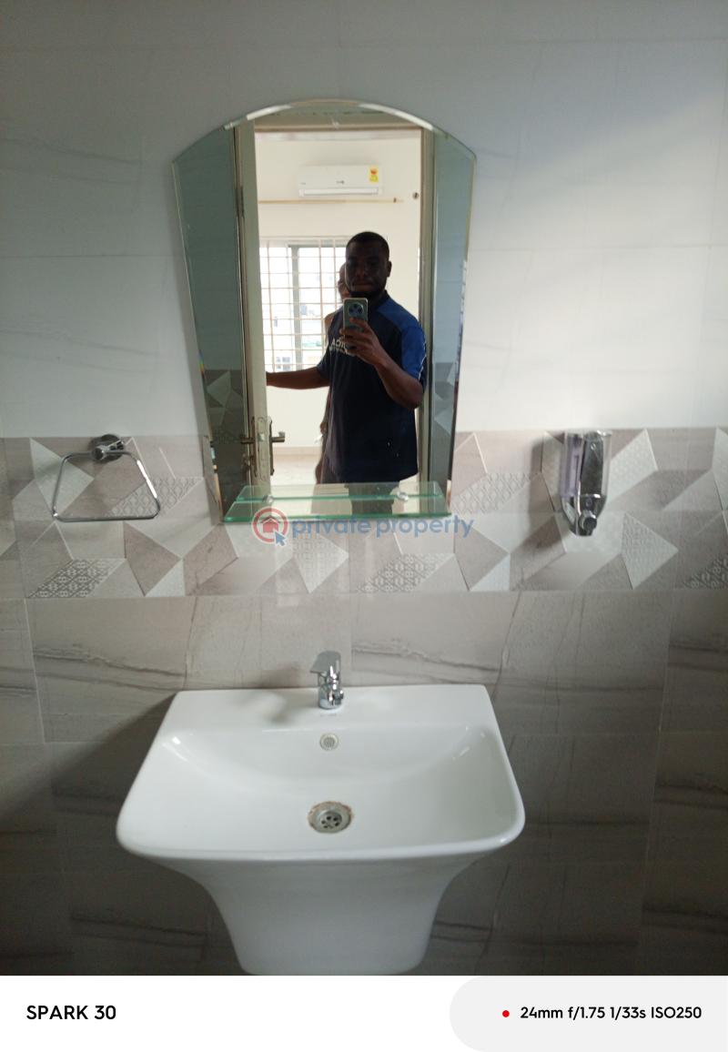 2 bedroom Apartment For Rent The Browns Realtor ,osu Papaya Down To Beijing Clinic Osu Accra - 4