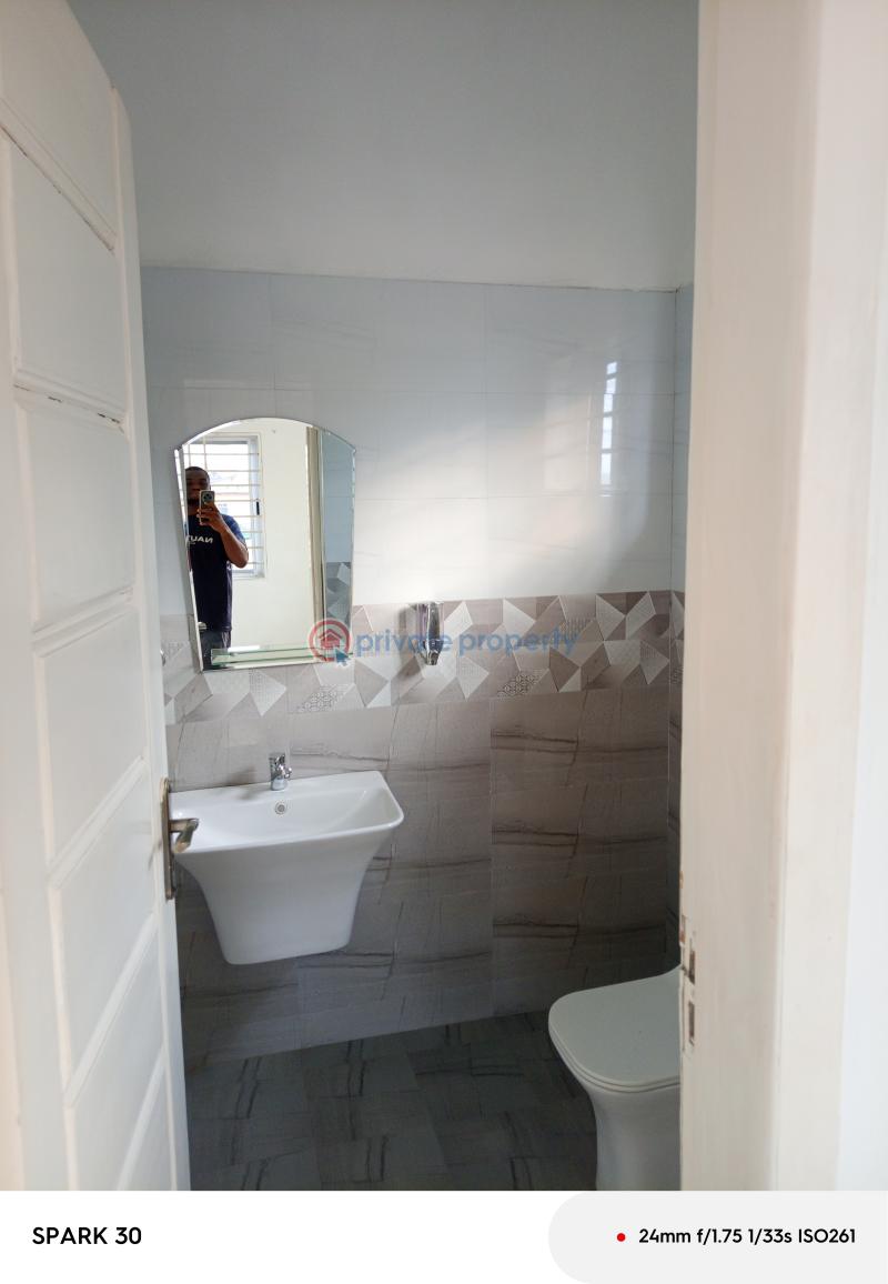 2 bedroom Apartment For Rent The Browns Realtor ,osu Papaya Down To Beijing Clinic Osu Accra - 5