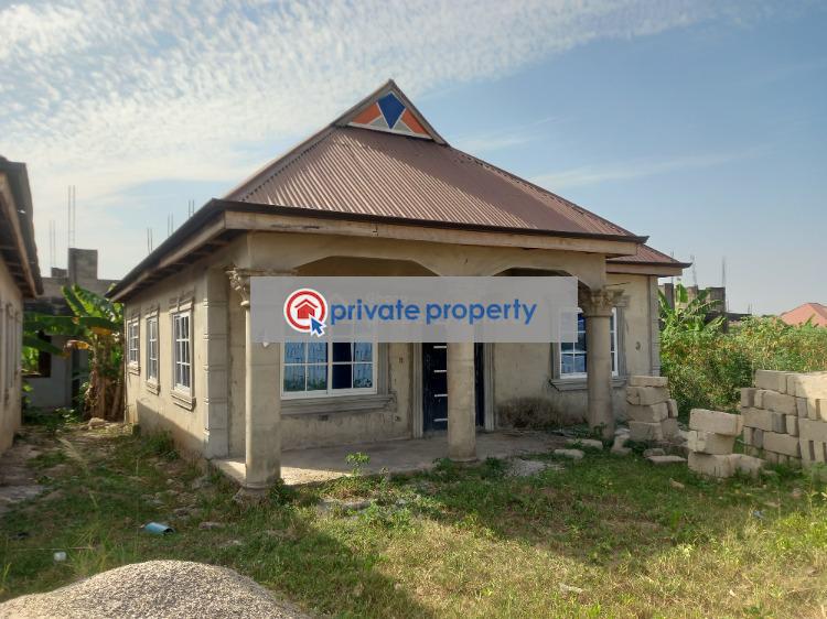 2 bedroom House For Sale &nbsp;kenyasi Nwamase. Kumasi Metropolitan Ashanti - 1
