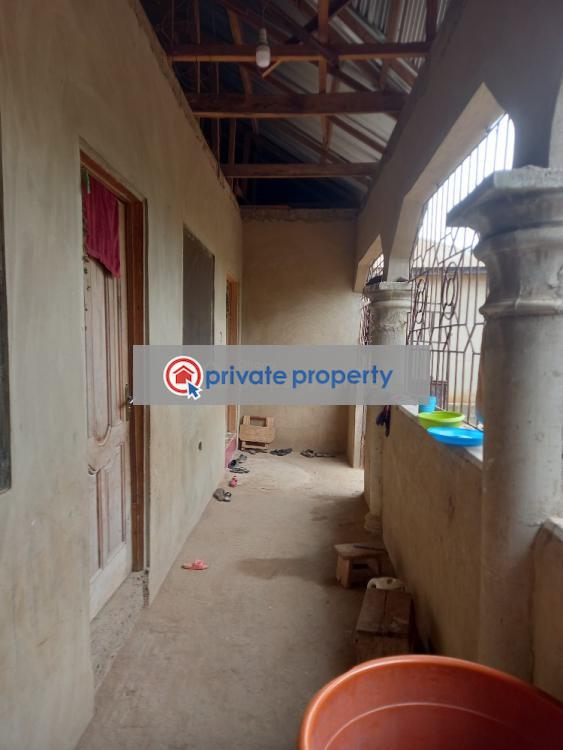 2 bedroom House For Sale &nbsp;mampongteng Dumanafo. Kumasi Metropolitan Ashanti - 6