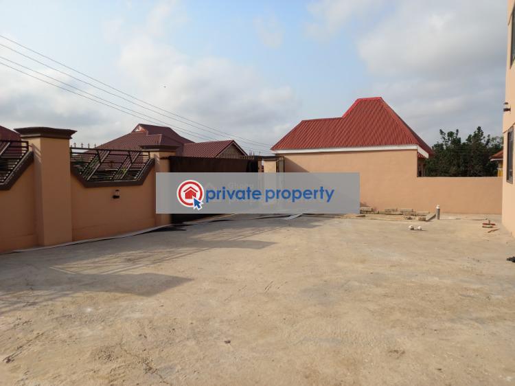 2 bedroom Apartment For Rent kenyasi Bosore. Kumasi Metropolitan