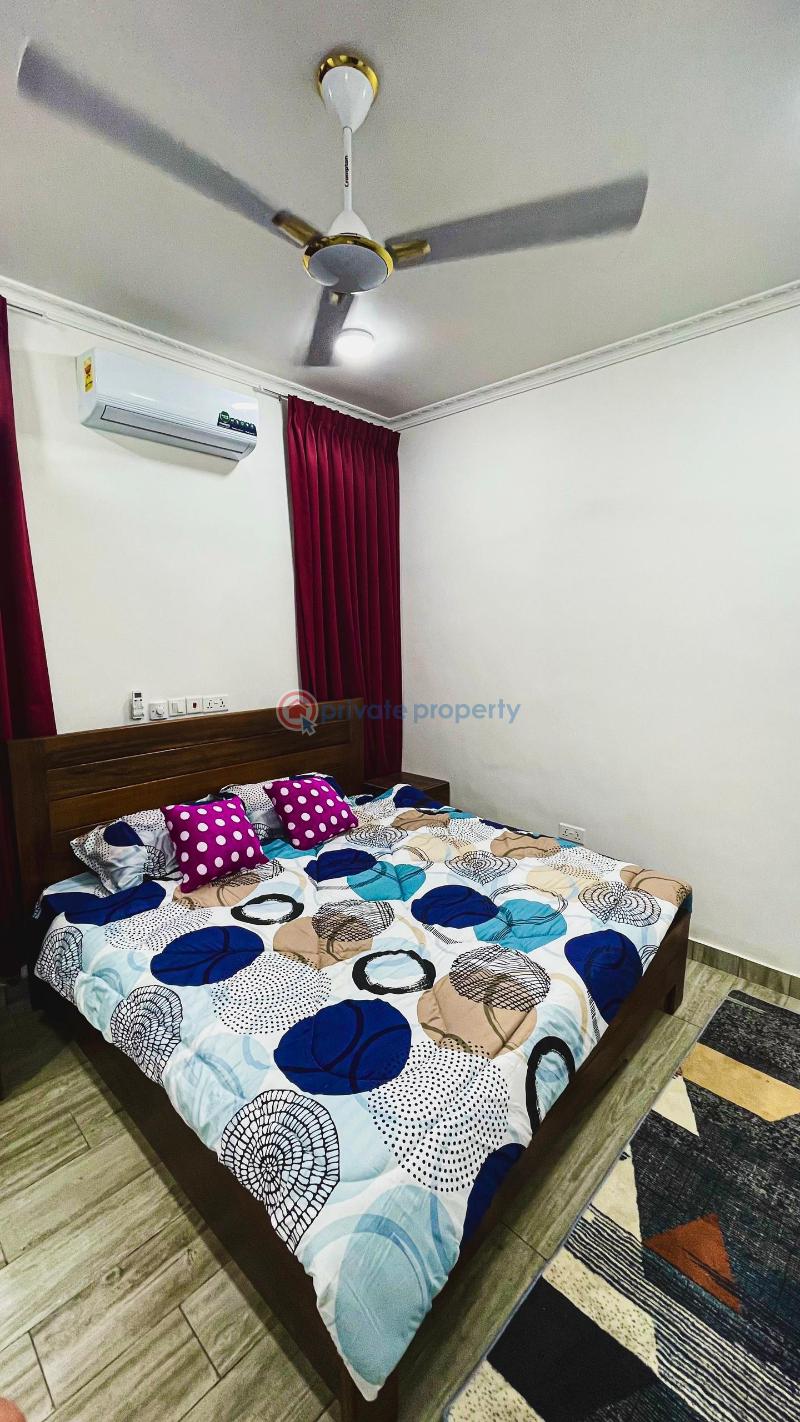 2 bedroom Apartment For Rent The Browns Realtor ,osu Oxford Street, Close To The Beijing Clinic Osu Accra - 4